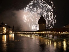 resized_239x179_239x179_feuerwerk1